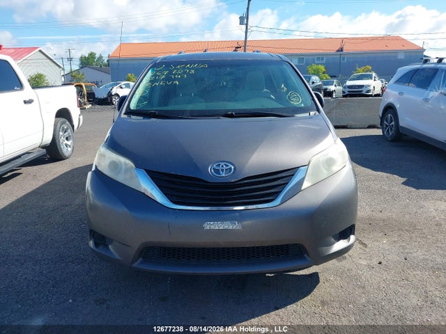 2012 Toyota Sienna Le V6 მანქანა იყიდება აუქციონზე, vin: 5TDKK3DC3CS217343, აუქციონის ნომერი: 12677238
