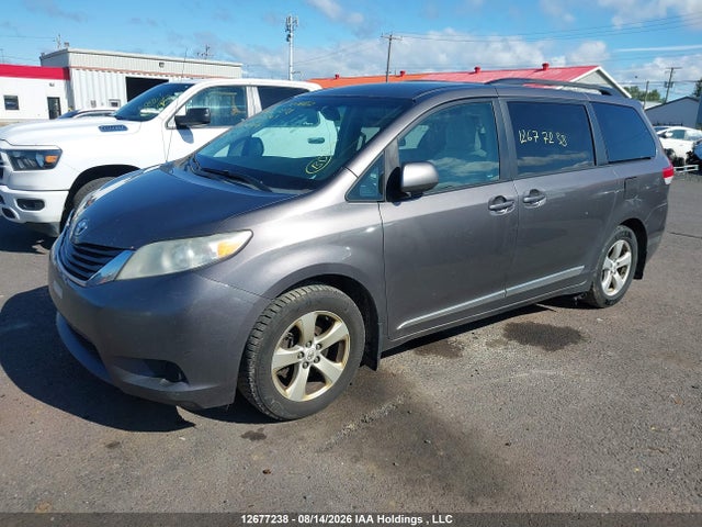 2012 Toyota Sienna Le V6 მანქანა იყიდება აუქციონზე, vin: 5TDKK3DC3CS217343, აუქციონის ნომერი: 12677238