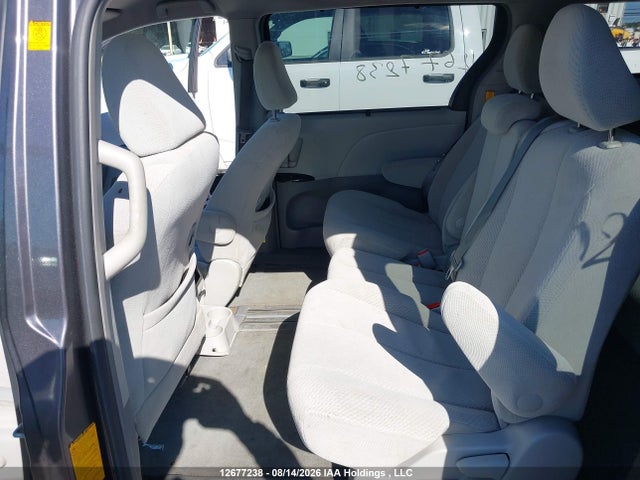 2012 Toyota Sienna Le V6 მანქანა იყიდება აუქციონზე, vin: 5TDKK3DC3CS217343, აუქციონის ნომერი: 12677238
