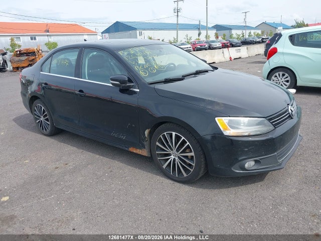2013 Volkswagen Jetta 2.5l Highline მანქანა იყიდება აუქციონზე, vin: 3VWLX7AJXDM423242, აუქციონის ნომერი: 12681477