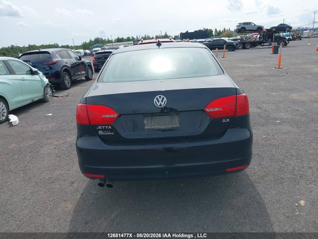 Продаж на аукціоні авто 2013 Volkswagen Jetta 2.5l Highline, vin: 3VWLX7AJXDM423242, номер лоту: 12681477