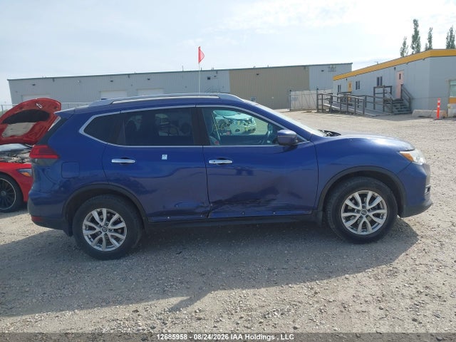 5N1AT2MV2HC796320 Nissan Rogue Sv/sl