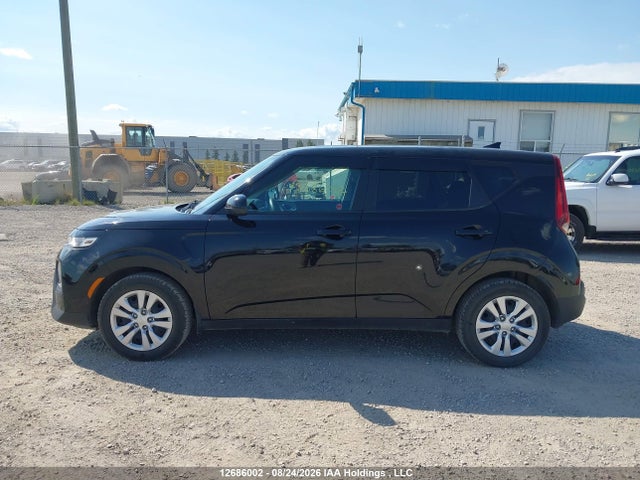 KNDJ23AU1M7782758 KIA Soul Lx/x Line/s