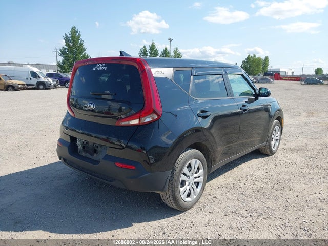 KNDJ23AU1M7782758 KIA Soul Lx/x Line/s