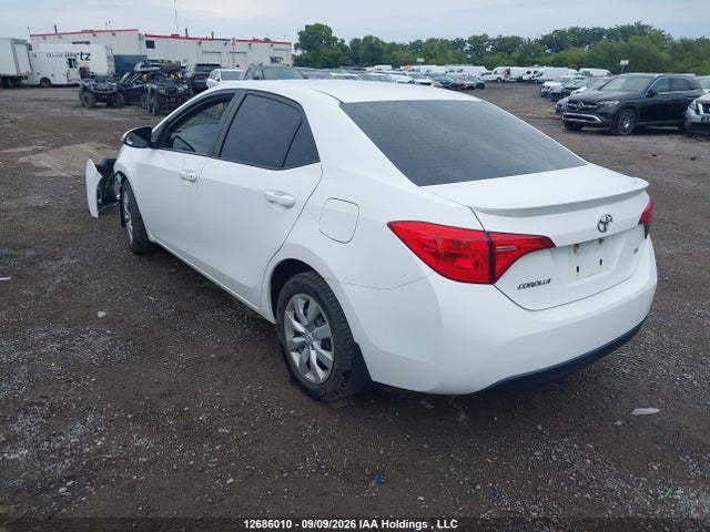 Toyota Corolla 2018 2T1BURHE2JC030691 Image 3