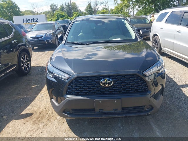 Toyota Corolla Cross 2025 7MUAAABG3SV129504 Image 12