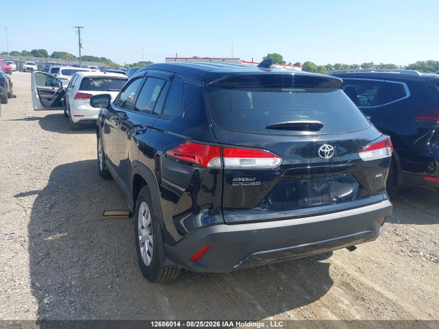 Toyota Corolla Cross 2025 7MUAAABG3SV129504 Image 3