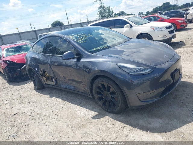Tesla Model Y Long Range 2021 5YJYGDEE4MF067458 zdjęcie główne