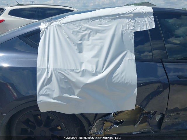 Tesla Model Y Long Range 2021 5YJYGDEE4MF067458 Image 21