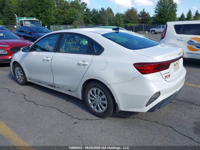 KIA FORTE LX 2023 3KPF24AD4PE696618 Image 3