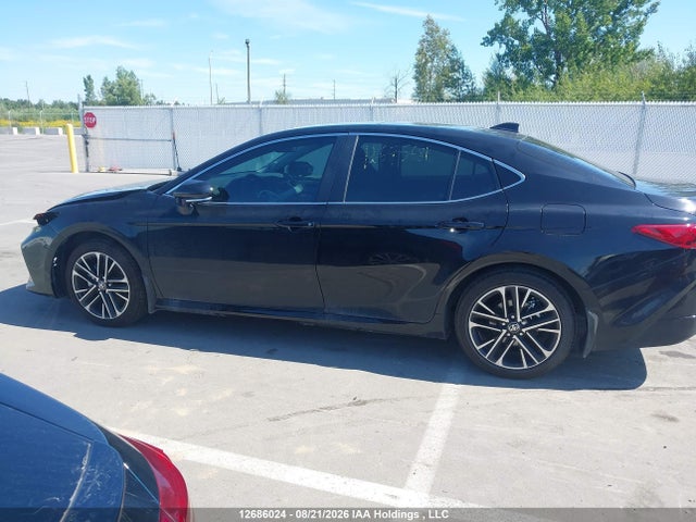 4T1DBADK8TU556059 Toyota Camry Hybrid Xle Awd