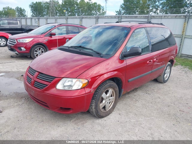 2005 Dodge Caravan Sxt მანქანა იყიდება აუქციონზე, vin: 1D4GP45R25B132409, აუქციონის ნომერი: 12686025
