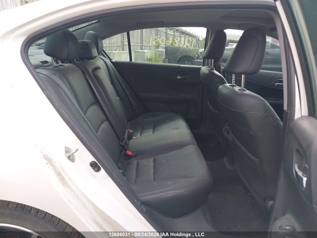 Продажа на аукционе авто 2017 Honda Accord Touring, vin: 1HGCR2F09HA810143, номер лота: 12686031