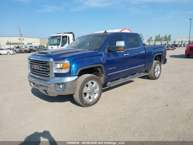 GMC Sierra K2500 Slt 2018 1GT12TEY4JF142476 Image 2