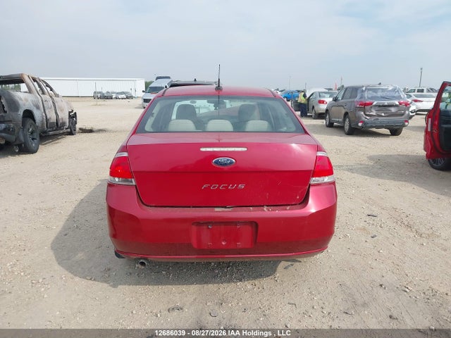 12686039 :رقم المزاد ، 1FAHP3EN8AW102770 vin ، 2010 Ford Focus S مزاد بيع