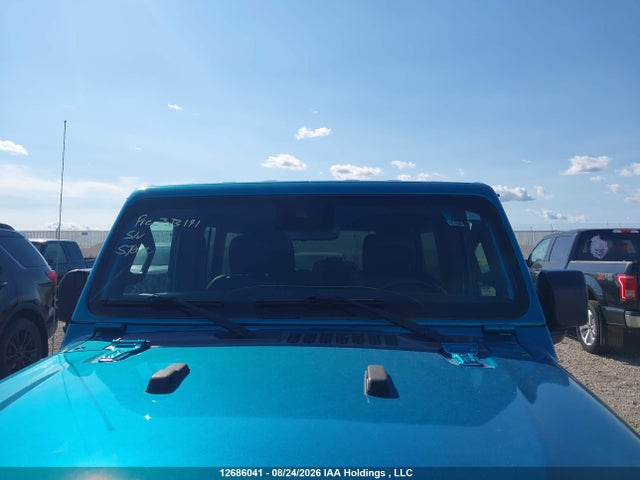 1C4HJXEN6KW644003 Jeep Wrangler Unlimited Sahara
