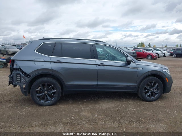 2023 Volkswagen Tiguan Comfortline მანქანა იყიდება აუქციონზე, vin: 3VVMB7AX4PM088026, აუქციონის ნომერი: 12686047