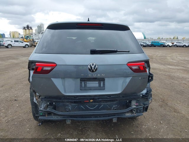 2023 Volkswagen Tiguan Comfortline მანქანა იყიდება აუქციონზე, vin: 3VVMB7AX4PM088026, აუქციონის ნომერი: 12686047