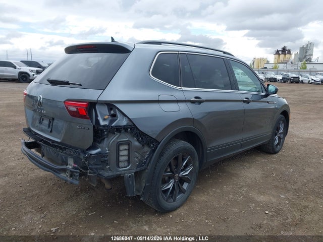 2023 Volkswagen Tiguan Comfortline მანქანა იყიდება აუქციონზე, vin: 3VVMB7AX4PM088026, აუქციონის ნომერი: 12686047