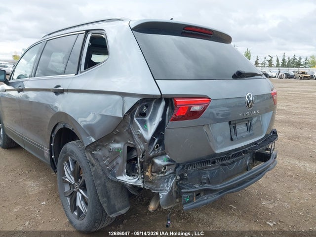 2023 Volkswagen Tiguan Comfortline მანქანა იყიდება აუქციონზე, vin: 3VVMB7AX4PM088026, აუქციონის ნომერი: 12686047