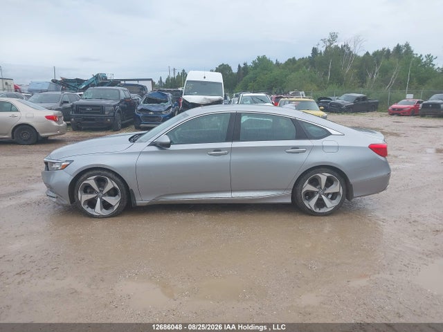 1HGCV1F91KA806826 Honda Accord Touring 1.5t