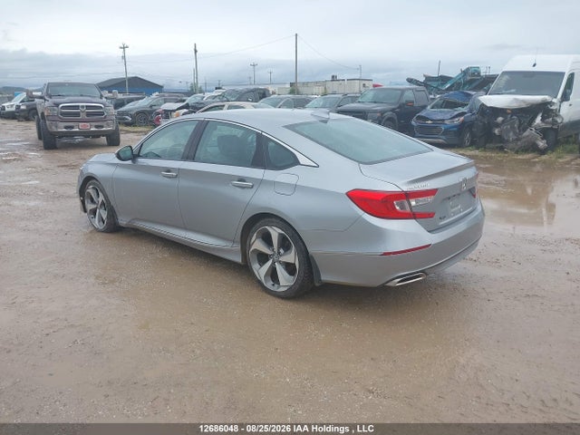 1HGCV1F91KA806826 Honda Accord Touring 1.5t
