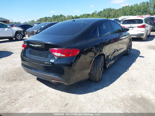 12686055 :رقم المزاد ، 1C3CCCBGXFN549205 vin ، 2015 Chrysler 200 مزاد بيع