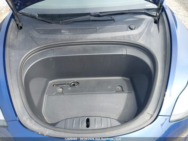 Tesla MODEL 3 2019 5YJ3E1EAXKF422819 Image 10