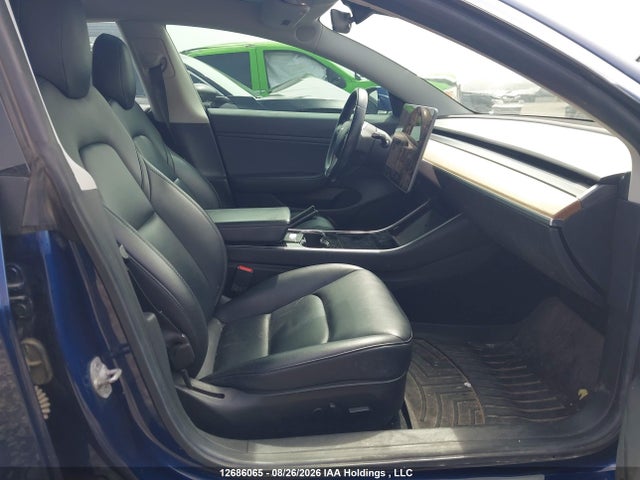 Tesla MODEL 3 2019 5YJ3E1EAXKF422819 Image 5