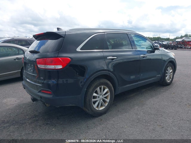 Продажа на аукционе авто 2017 Kia Sorento 3.3l Lx V6 7-seater, vin: 5XYPGDA58HG198277, номер лота: 12686078