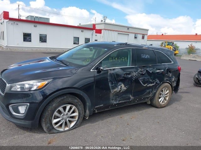 Продажа на аукционе авто 2017 Kia Sorento 3.3l Lx V6 7-seater, vin: 5XYPGDA58HG198277, номер лота: 12686078