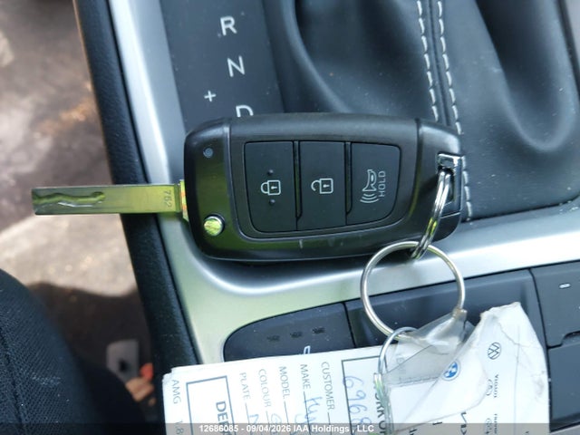 Продажа на аукционе авто 2025 Hyundai Venue Essential W/two-tone, vin: KMHRB8A30SU359395, номер лота: 12686085