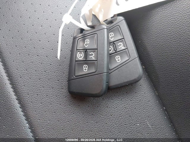 2024 Volkswagen Tiguan Comfortline მანქანა იყიდება აუქციონზე, vin: 3VVMB7AX3RM152527, აუქციონის ნომერი: 12686090