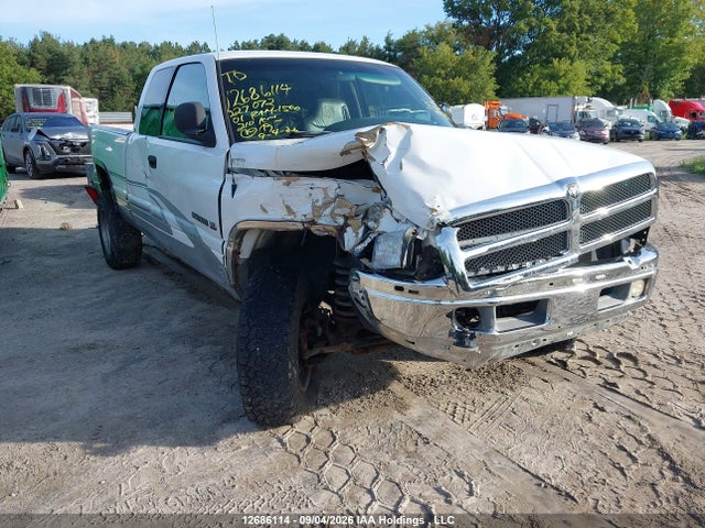 12686114 :رقم المزاد ، 1B7HF13Z01J227072 vin ، 2001 Dodge Ram 1500 St مزاد بيع