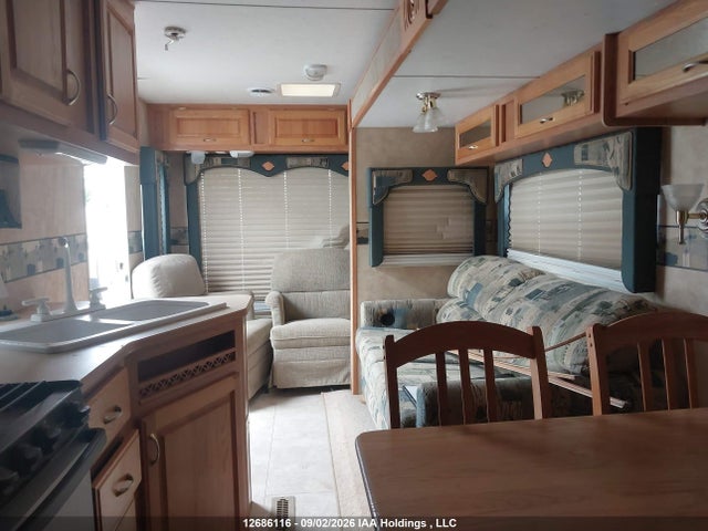 Продажа на аукционе авто 2005 Jayco Eagle, vin: 1UJBJ02R851CX0471, номер лота: 12686116
