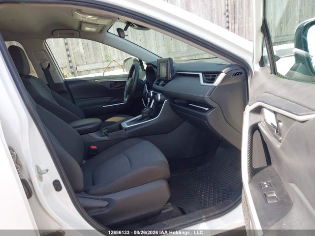 Toyota RAV4 LE 2022 2T3Z1RFV5NW234648 Image 5