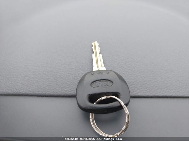 2011 Kia Sedona Ex მანქანა იყიდება აუქციონზე, vin: KNDMG4C78B6423051, აუქციონის ნომერი: 12686149