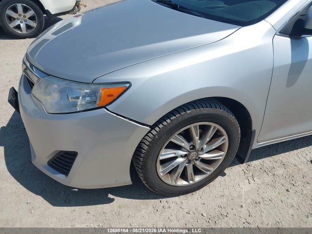12686164 :رقم المزاد ، 4T1BF1FK1DU283072 vin ، 2013 Toyota Camry Le مزاد بيع