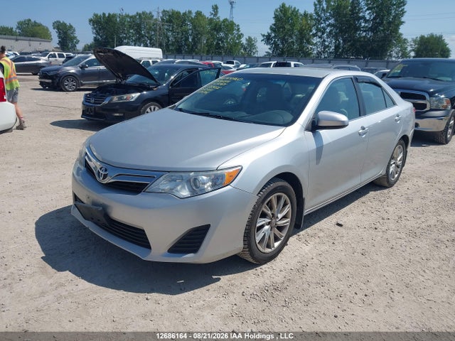 12686164 :رقم المزاد ، 4T1BF1FK1DU283072 vin ، 2013 Toyota Camry Le مزاد بيع