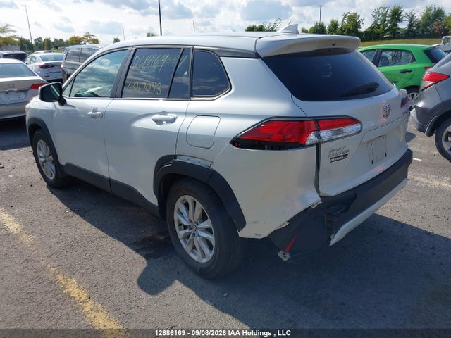 Toyota Corolla Cross Le 2022 7MUCAABG0NV017093 Image 3
