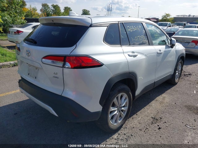 Toyota Corolla Cross Le 2022 7MUCAABG0NV017093 Image 4