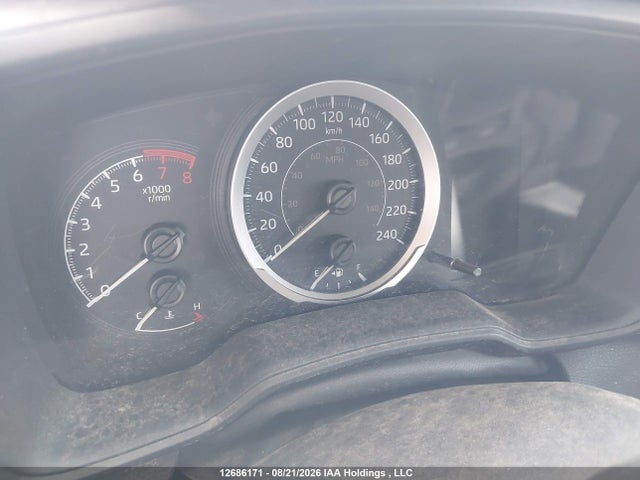 5YFBPRBE3LP046725 Toyota COROLLA LE