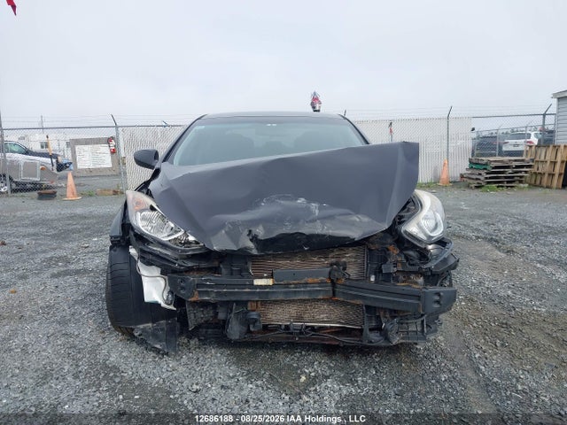 5NPDH4AE1GH696215 Hyundai ELANTRA GL