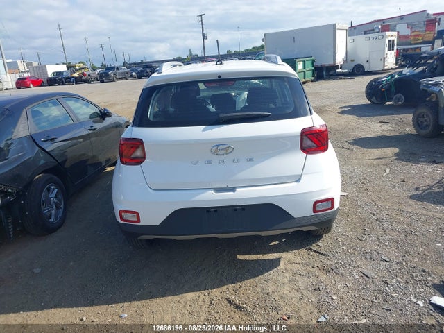 KMHRC8A35SU389148 Hyundai Venue Sel/limited