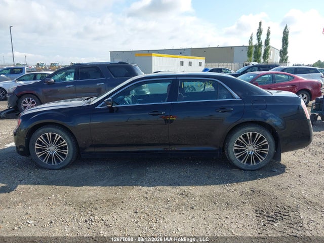 12677098 :رقم المزاد ، 2C3CCAJT7CH137332 vin ، 2012 Chrysler 300 S مزاد بيع