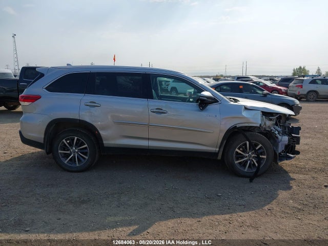 Продажа на аукционе авто 2019 Toyota Highlander Hybrid Xle, vin: 5TDJGRFH3KS055110, номер лота: 12684063