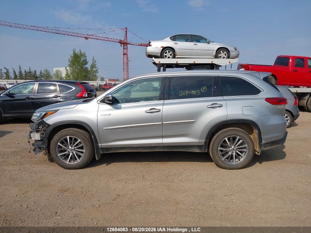Продажа на аукционе авто 2019 Toyota Highlander Hybrid Xle, vin: 5TDJGRFH3KS055110, номер лота: 12684063