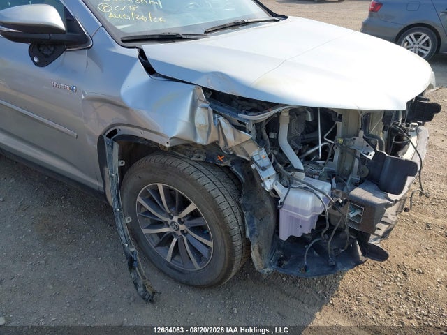Продажа на аукционе авто 2019 Toyota Highlander Hybrid Xle, vin: 5TDJGRFH3KS055110, номер лота: 12684063
