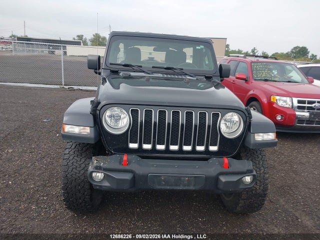 12686226 :رقم المزاد ، 1C4HJXEG1JW213861 vin ، 2018 Jeep Wrangler Unlimited Sahara مزاد بيع
