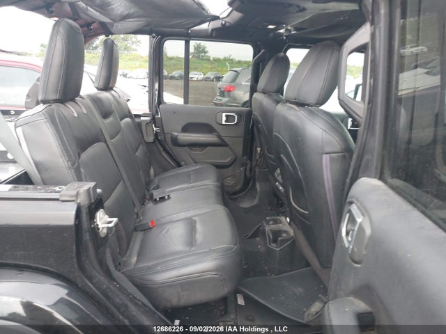 12686226 :رقم المزاد ، 1C4HJXEG1JW213861 vin ، 2018 Jeep Wrangler Unlimited Sahara مزاد بيع